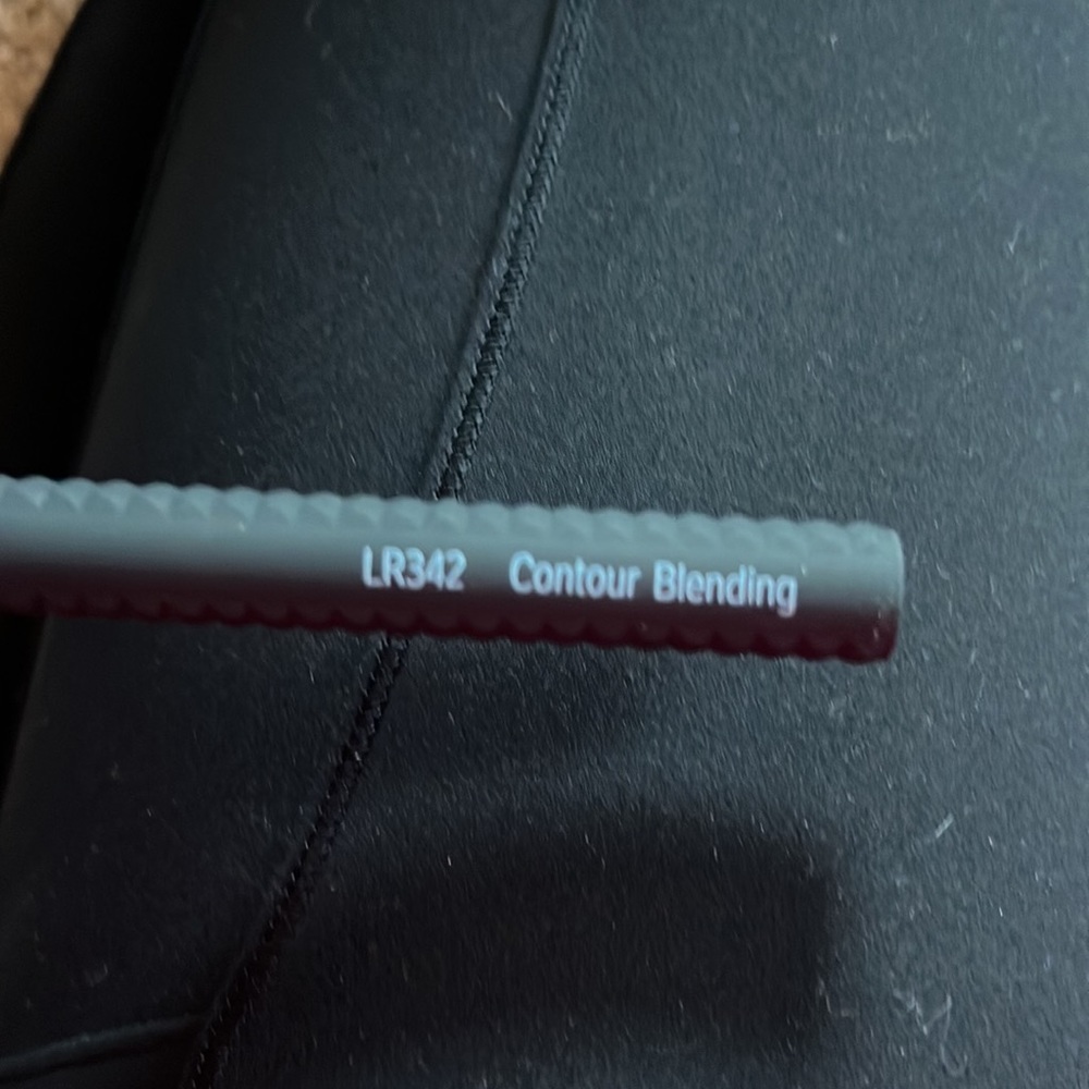 Makeup Bag And Brush Bundle - image 6